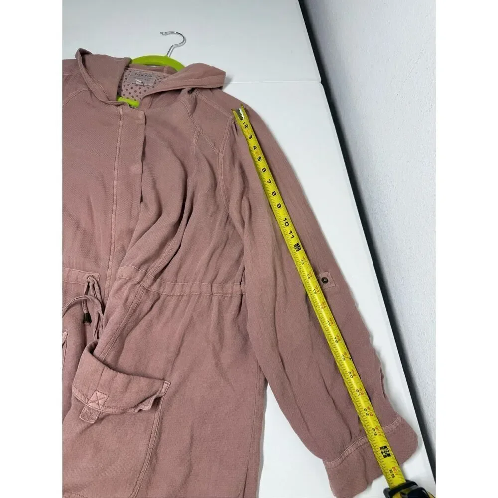 Torrid Women’s Twill Anorak Blush Pink Hooded Full Zip Jacket Size 2 pockets
